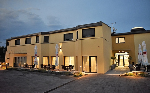 hotel santiny